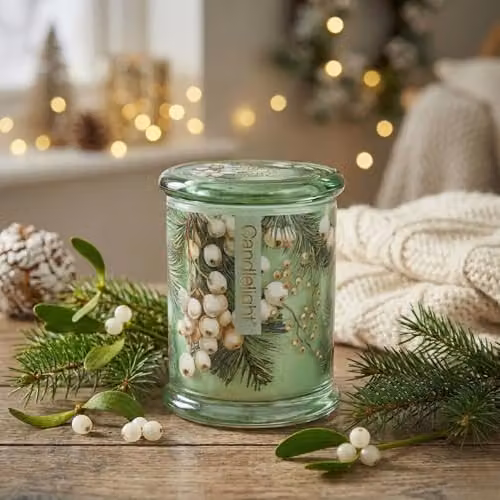 Madison & Mayfair Winter Fir & Mistletoe Large Scented Candle in a Green Glass Jar – 2