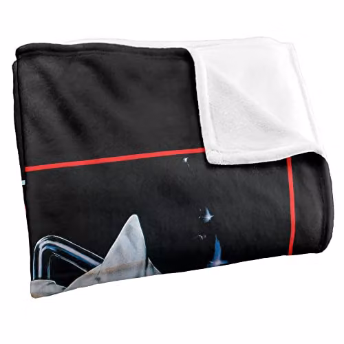 Warner Bros. Friday the 13th Pillow Axe Poster Super Soft Fleece Throw Blanket, Multicolour, W: 91 cm x D: 147 cm – 3