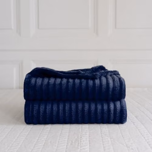 HomeSpace Direct Blue Faux Fur Throw Blanket W/D/H: 200 x 240 cm – 2