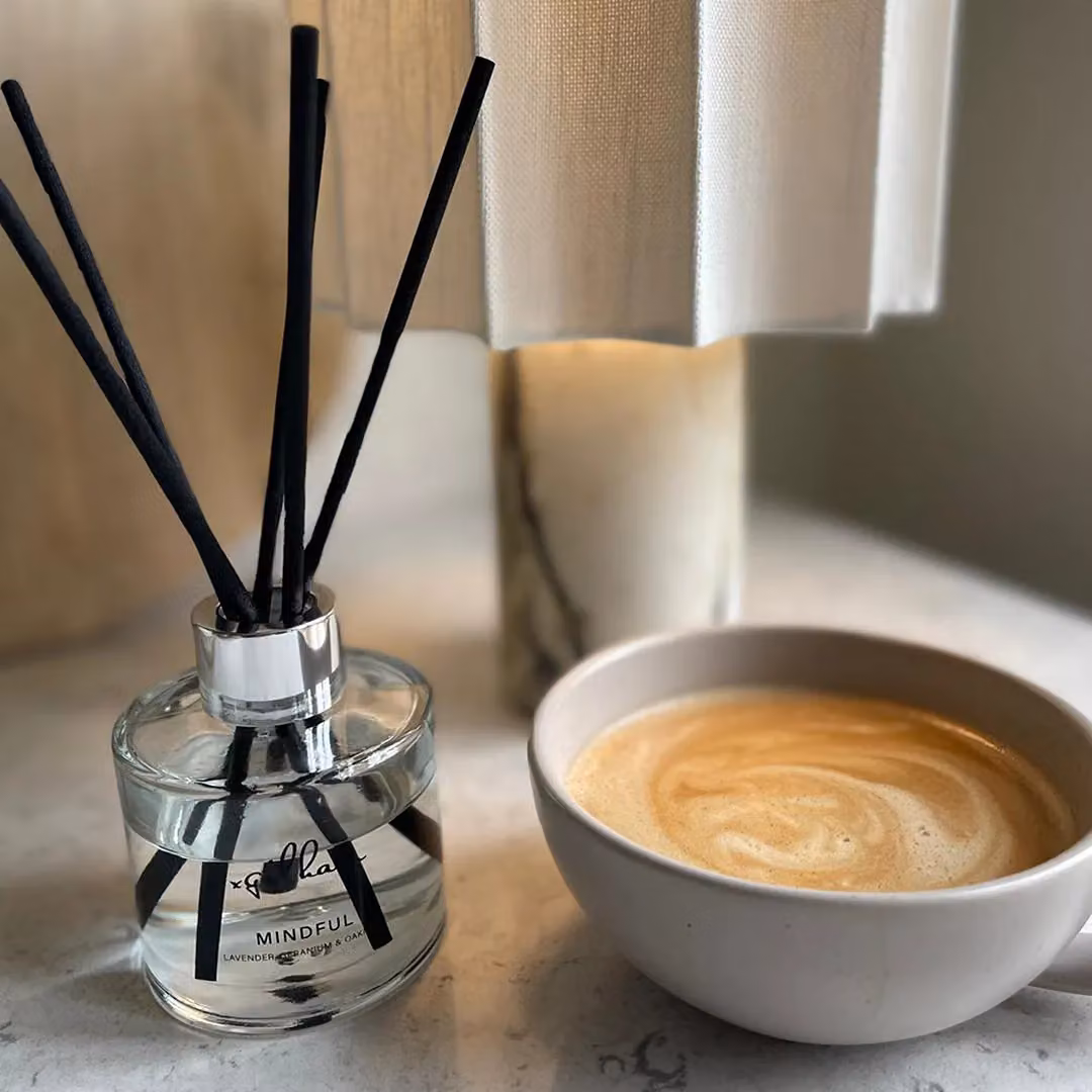 xgilham Floral Scented Reed Diffuser, 115ml, Transparent Glass – 4