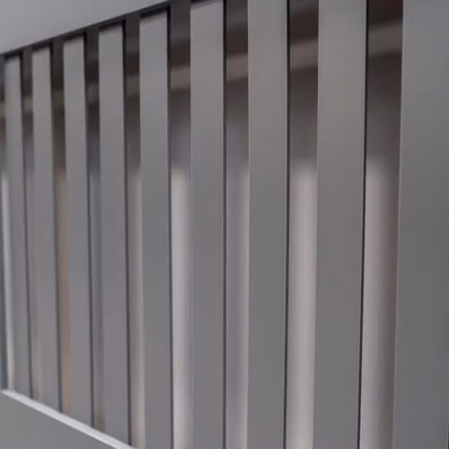 Airwave Vertical Line Style Radiator Cover in Grey MDF, W/D/H: 152.0 x 19.0 x 81.5 cm – 3