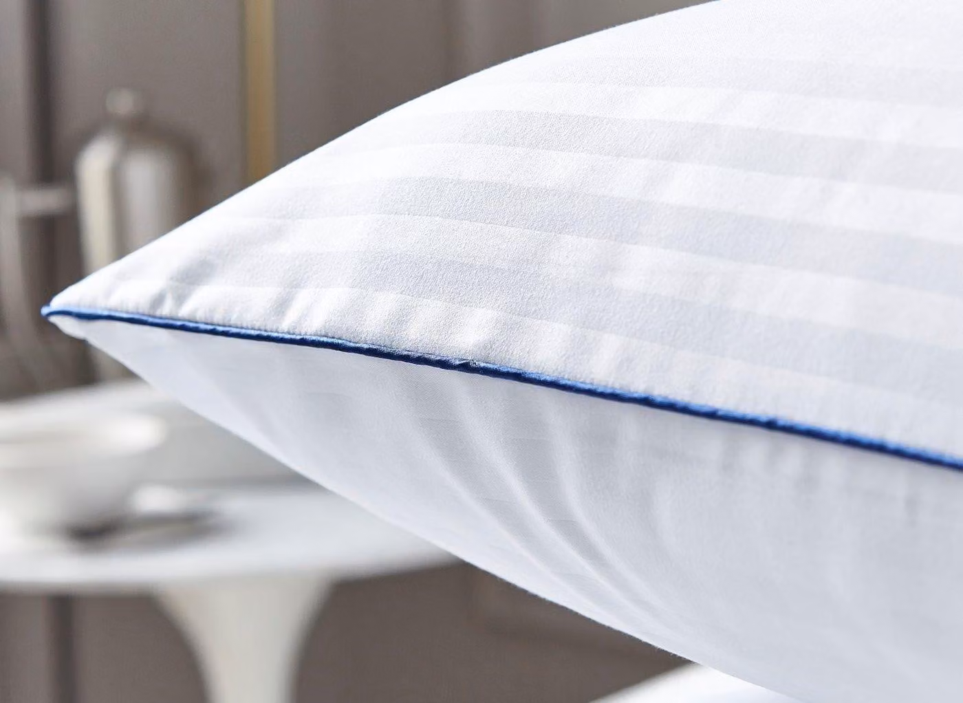 Silentnight Hotel Collection Allergy Friendly Microfibre Pillow, White and Blue, King Size