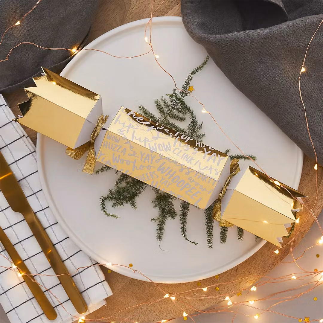 Club Green Gold Core DIY Christmas Paper Crackers, Pack of 6 – 3