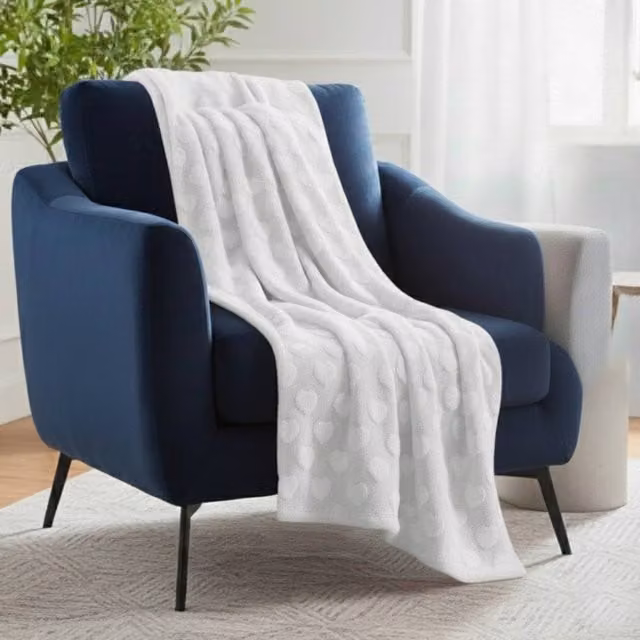 Snug City White Geometric Heart Design Soft Cosy Throw Blanket, W: 150 cm, L: 200 cm