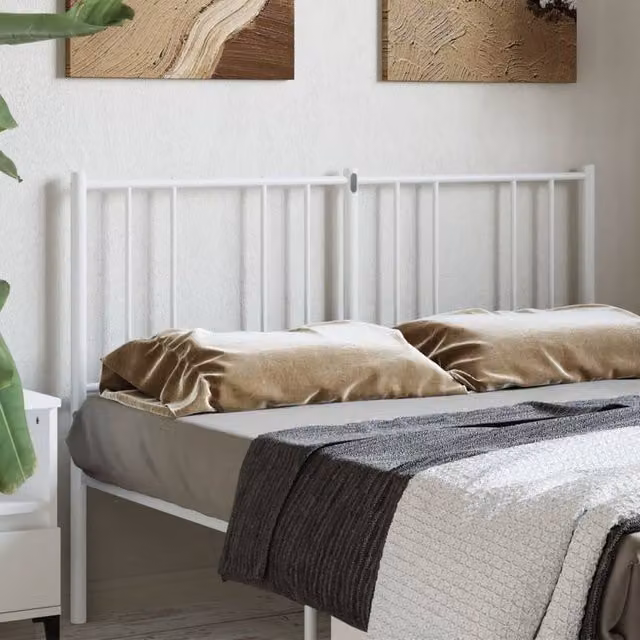 Berkfield Home Classic Metal Headboard in White, Width: 135 cm – 1