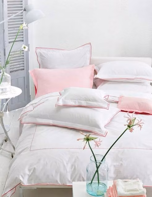 Designers Guild Astor 2 Pack Pure Cotton Percale Pillowcases in Light Pink Mix