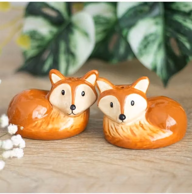 KDMD Cute Woodland Fox Salt and Pepper Shakers, Orange Ceramic Kitchen Decor