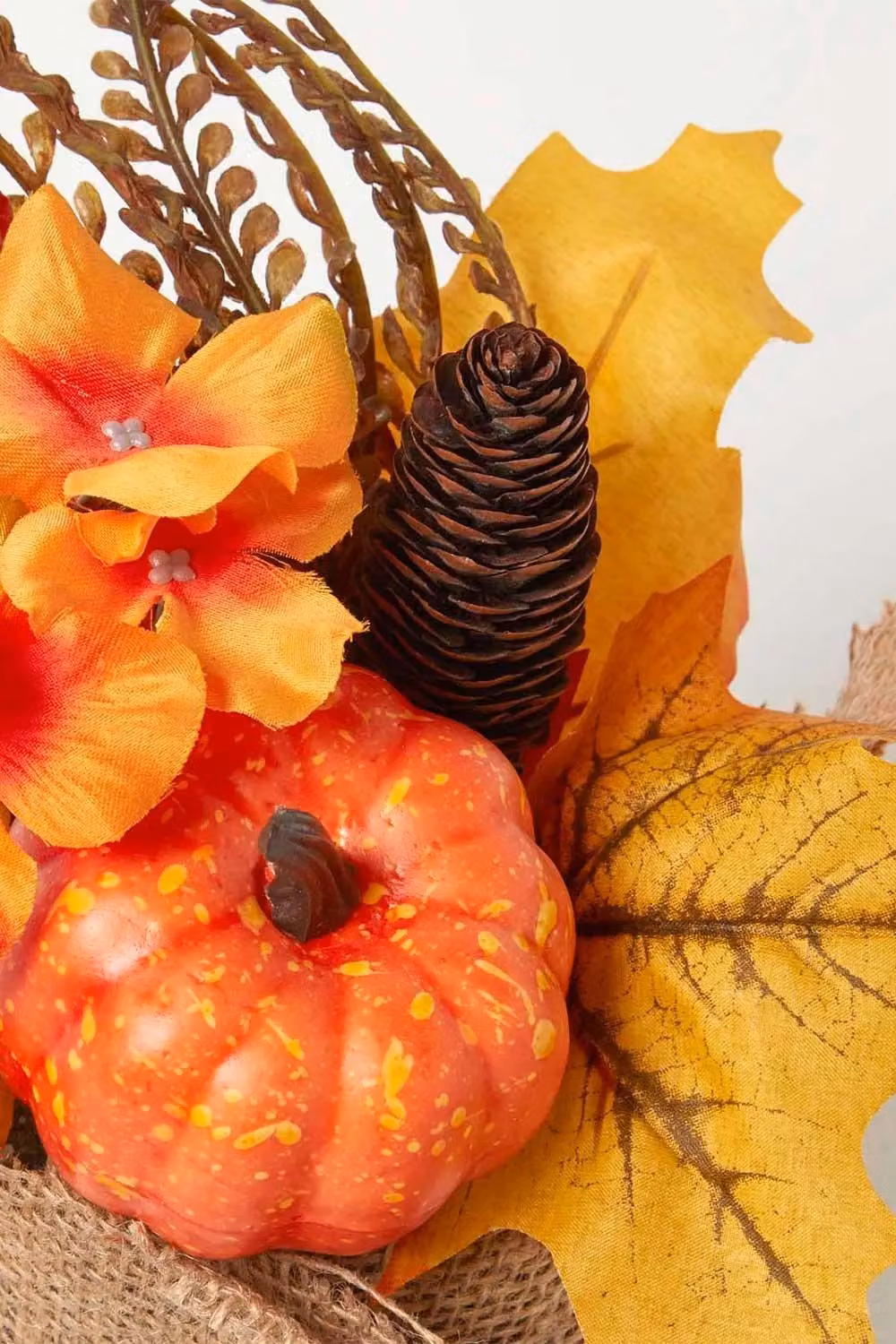Homescapes Autumn Tabletop Decoration in Orange and Yellow with Burlap Sack, Maple Leaves, Pumpkins and Berries, Height: 25 cm – 2