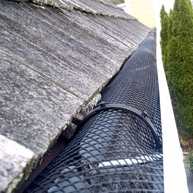 Garden Mile Roof Gutter Mesh in Black