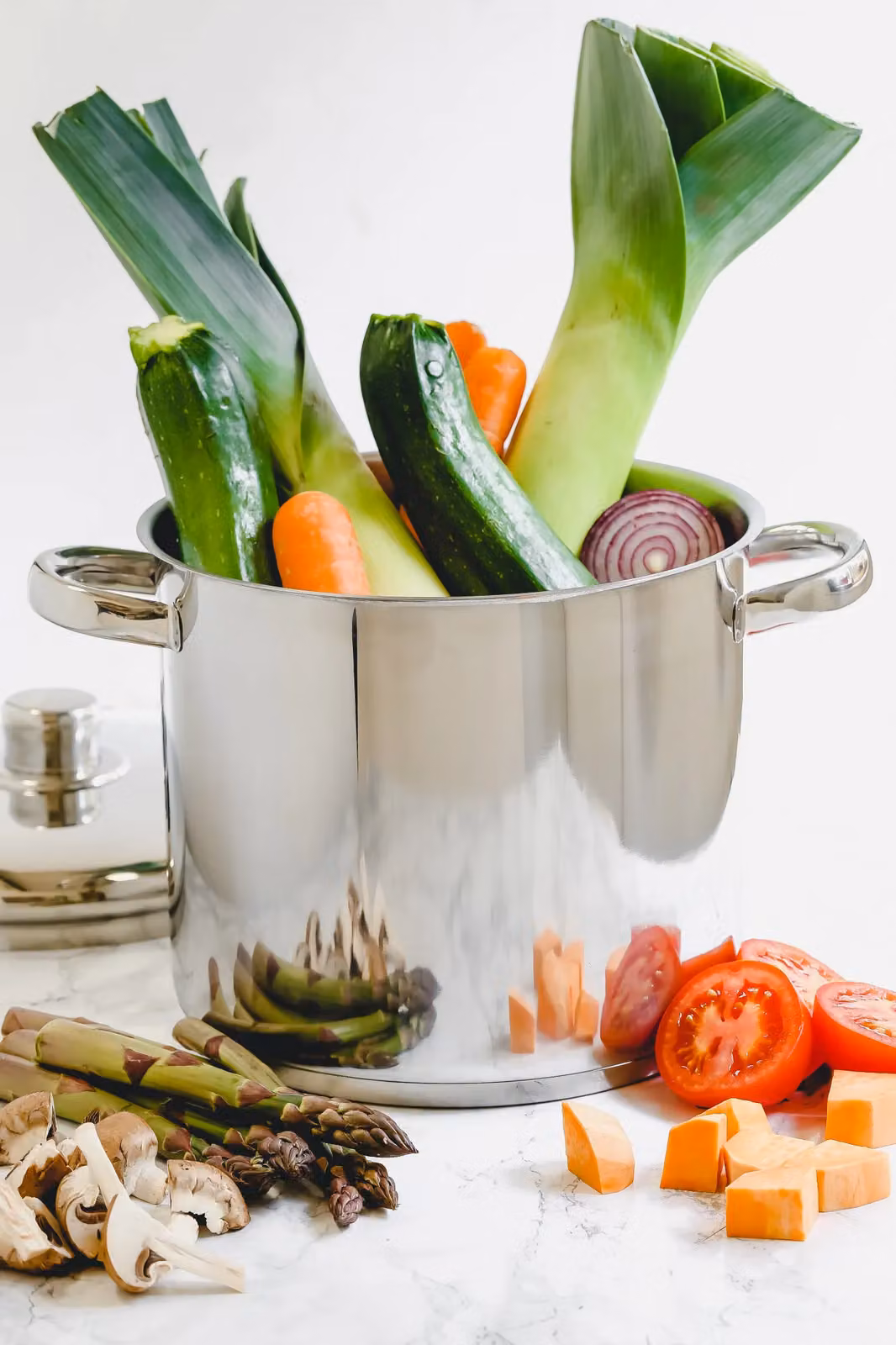 MasterClass Stainless Steel 7 Litre Uncoated Stockpot in Grey – 2