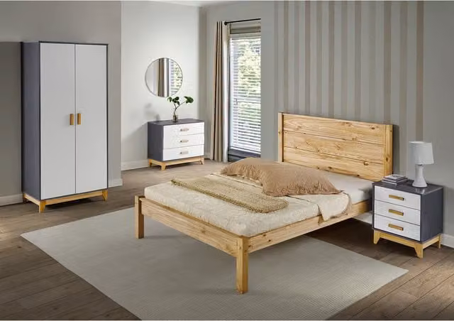 Seconique Barton 5' King Bed in Brown Waxed Solid Pine, W/D/H: 180 x 200 cm