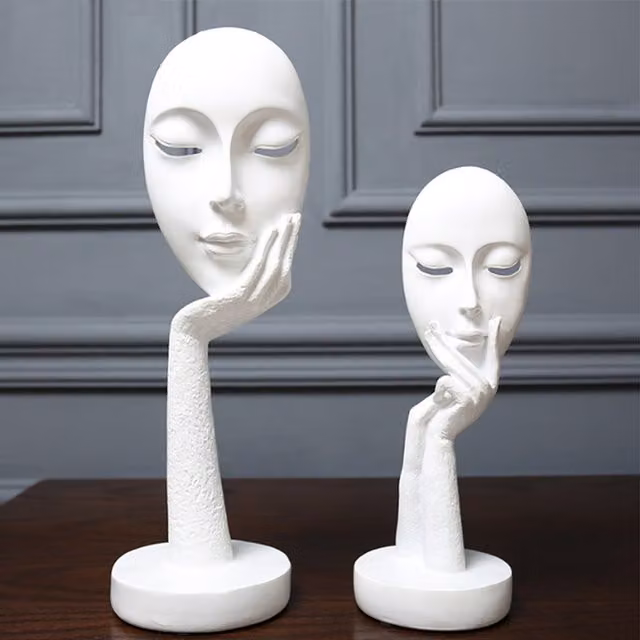 Livingandhome Creative Thinking Face Figurine Sculpture, White, Height: 29 cm