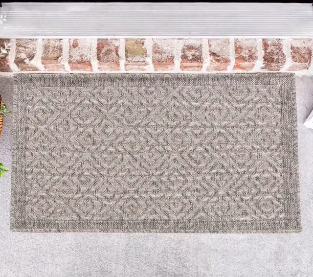 Desire Rugs Modern Harper Greek Key Geometric Outdoor-Indoor Waterproof Rug, Silver/Grey, W: 50 cm, L: 80 cm