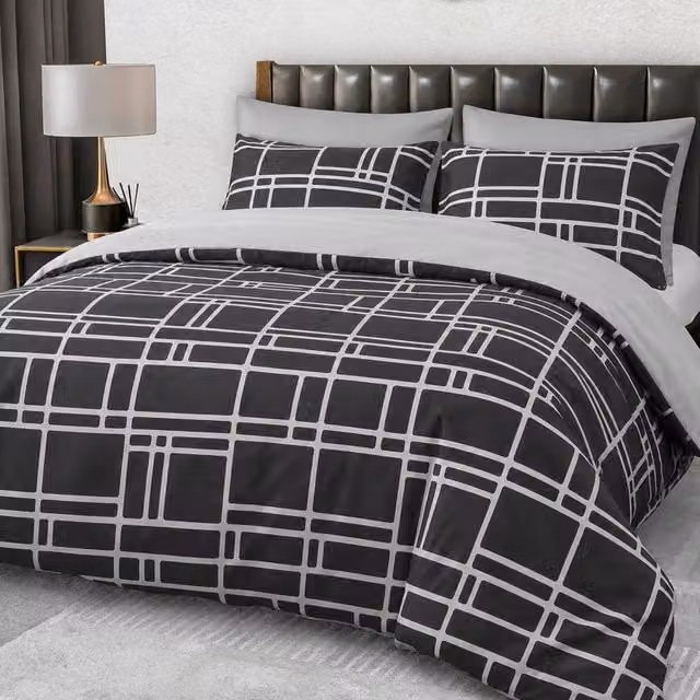 Pamposh Reversible Microfibre Duvet Cover and Pillowcase Set in Grey, Single Size (90 x 200 cm) – 1