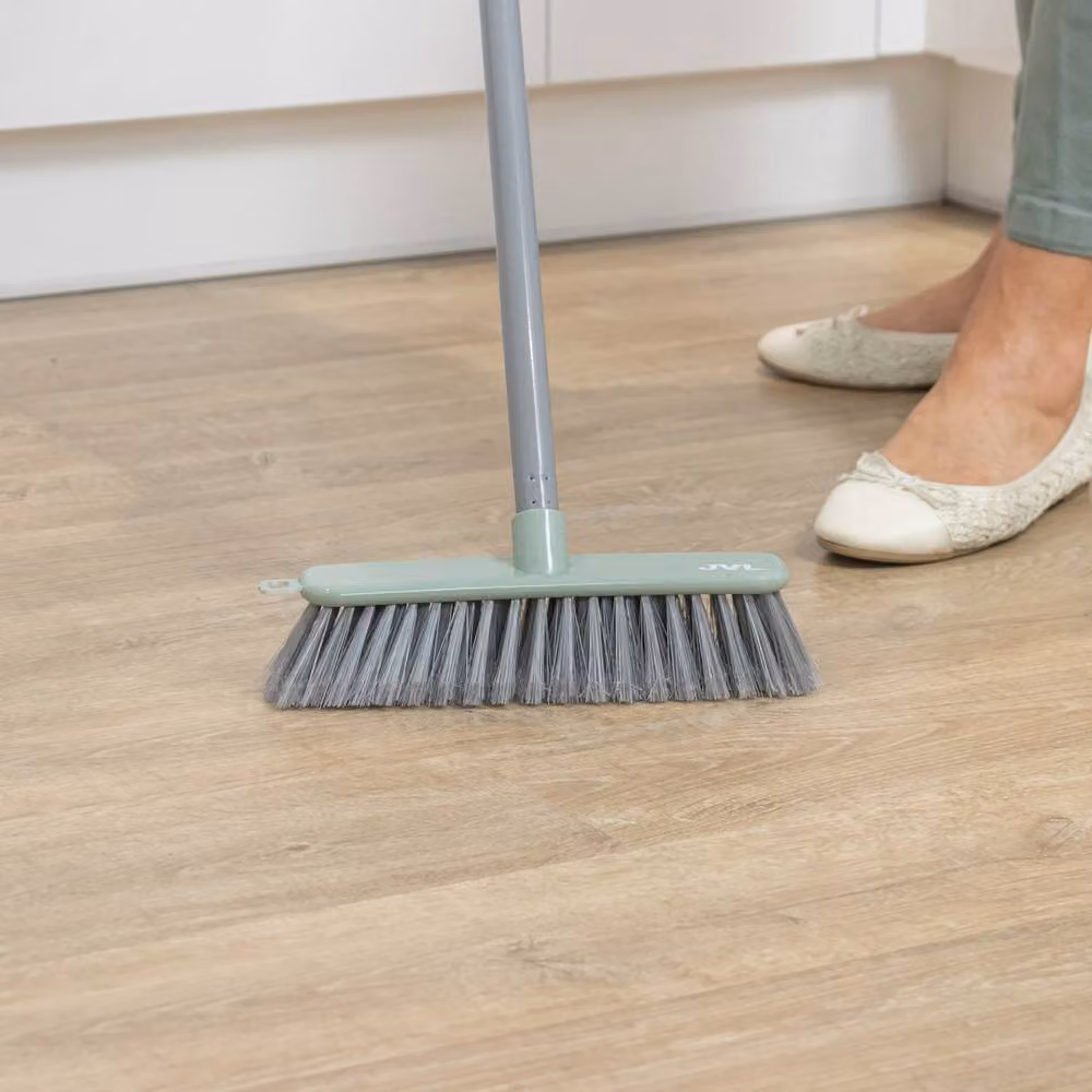 JVL Angled Sweeping Broom with Hard Bristles in Grey and Green – 3