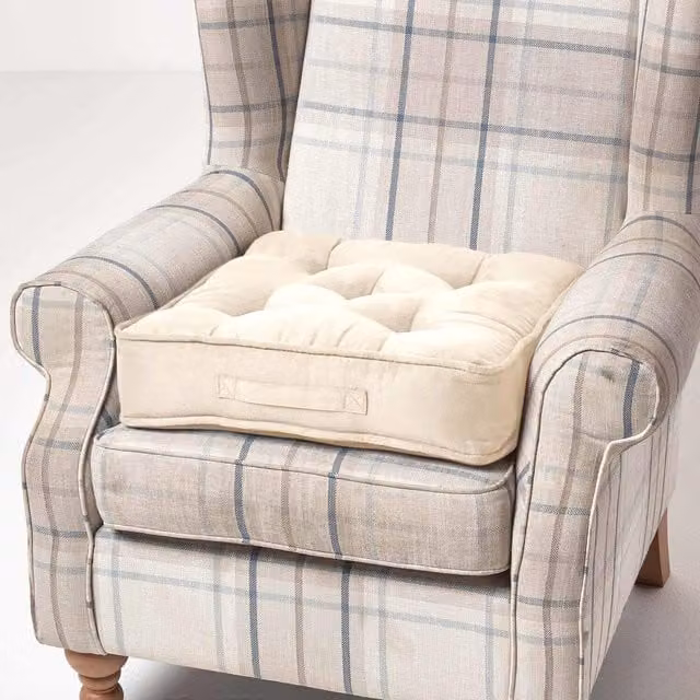 Homescapes Cream Square Seat Booster Cushion W/D/H: 50 x 50 x 5 cm