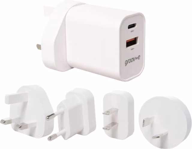 Groov-e 20W USB-C and USB-A Mains Charger with Worldwide Travel Adaptors, White