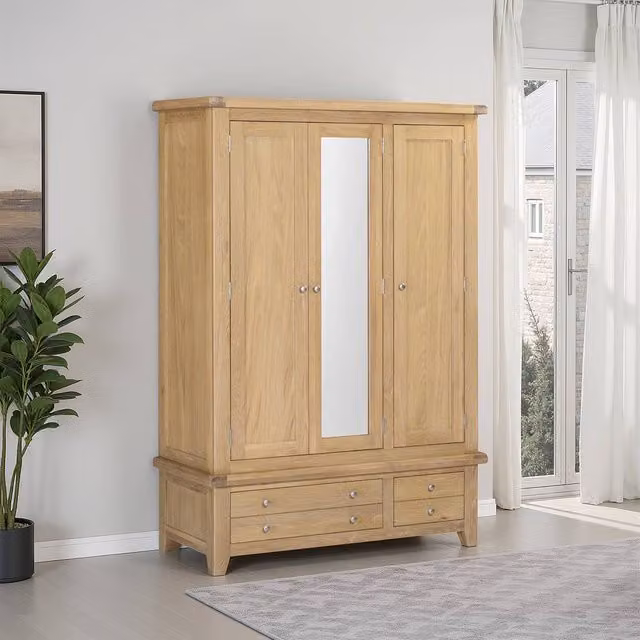Seconique Windsor 3 Door 2 Drawer Wardrobe in Light Oak – 1