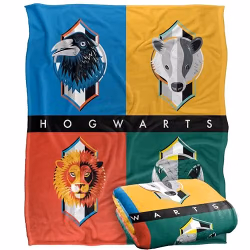 Warner Brothers Harry Potter House Squares Patchwork Fleece Blanket, Multicolour, W/D/H: 152 x 127 cm
