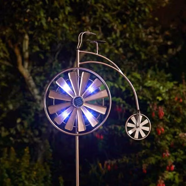 Garden Mile Bronze Effect Vintage Penny Farthing Solar Wind Spinner