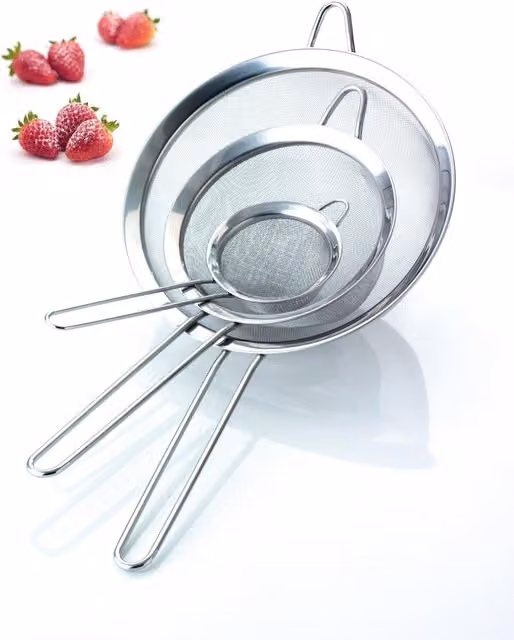 KitchenCraft Set of 3 Round Fine Mesh Stainless Steel Sieves in Silver