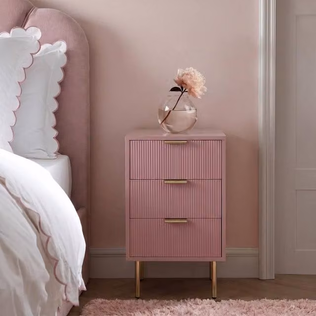 OHS Ribbed 3-Drawer Bedside Cabinet in Dusty Pink Engineered Wood Nightstand – 1