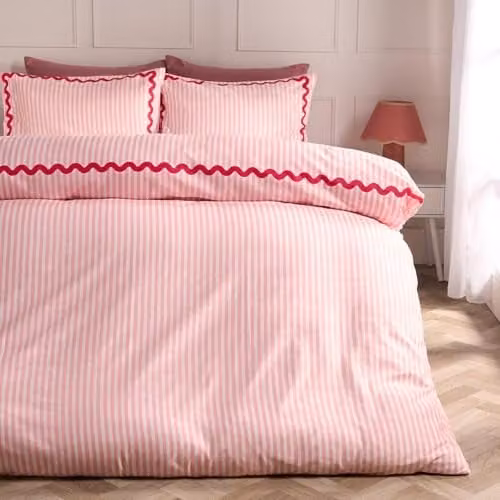 OHS Reversible Striped Microfibre Duvet Cover and Pillowcase Set in Pink and Red, King Size, W/D/H: 230 x 220 x 180 cm