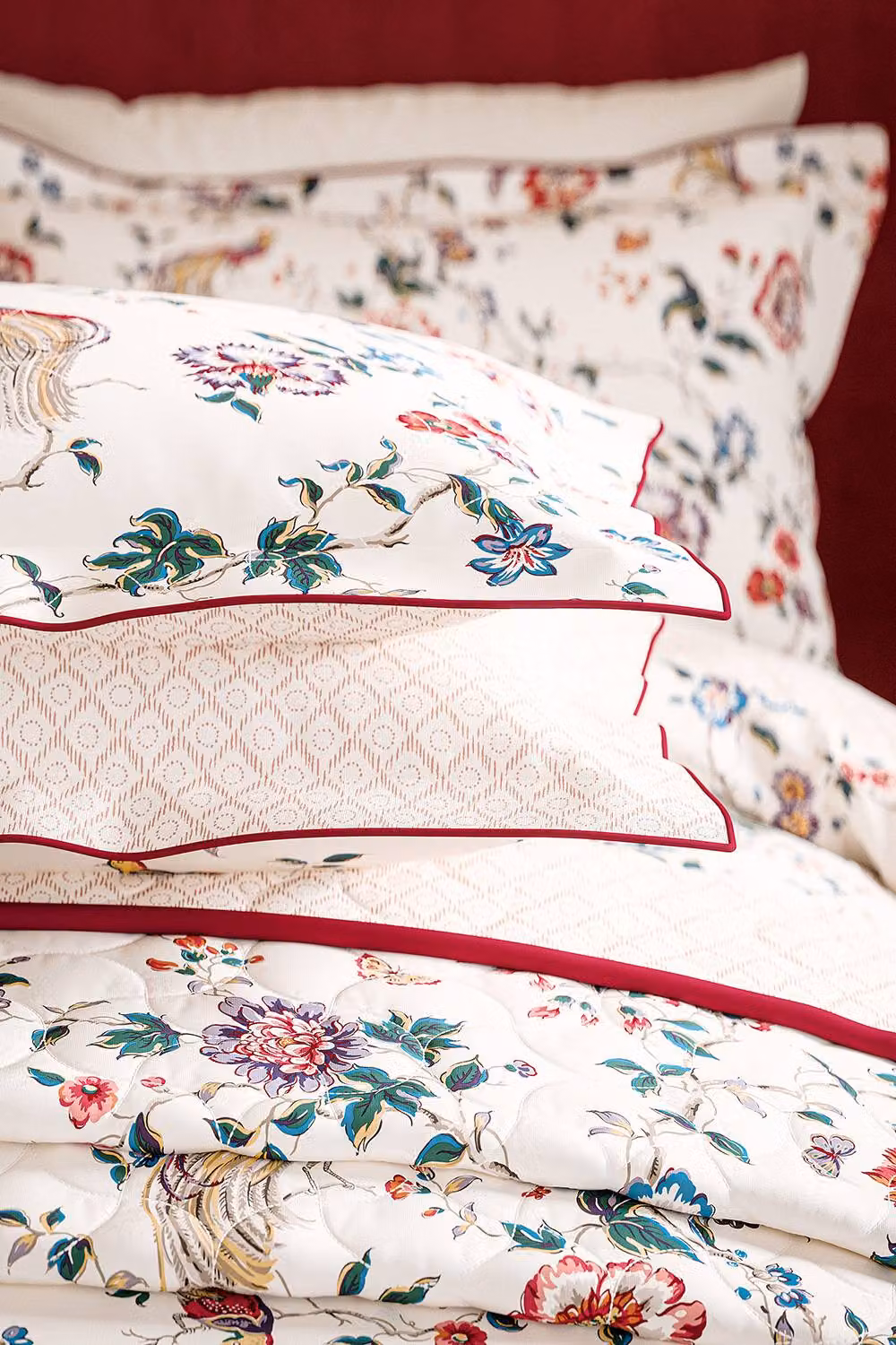 V&A Birds of Paradise Multicolour Cotton Percale Duvet Cover and Pillowcase Set – 3