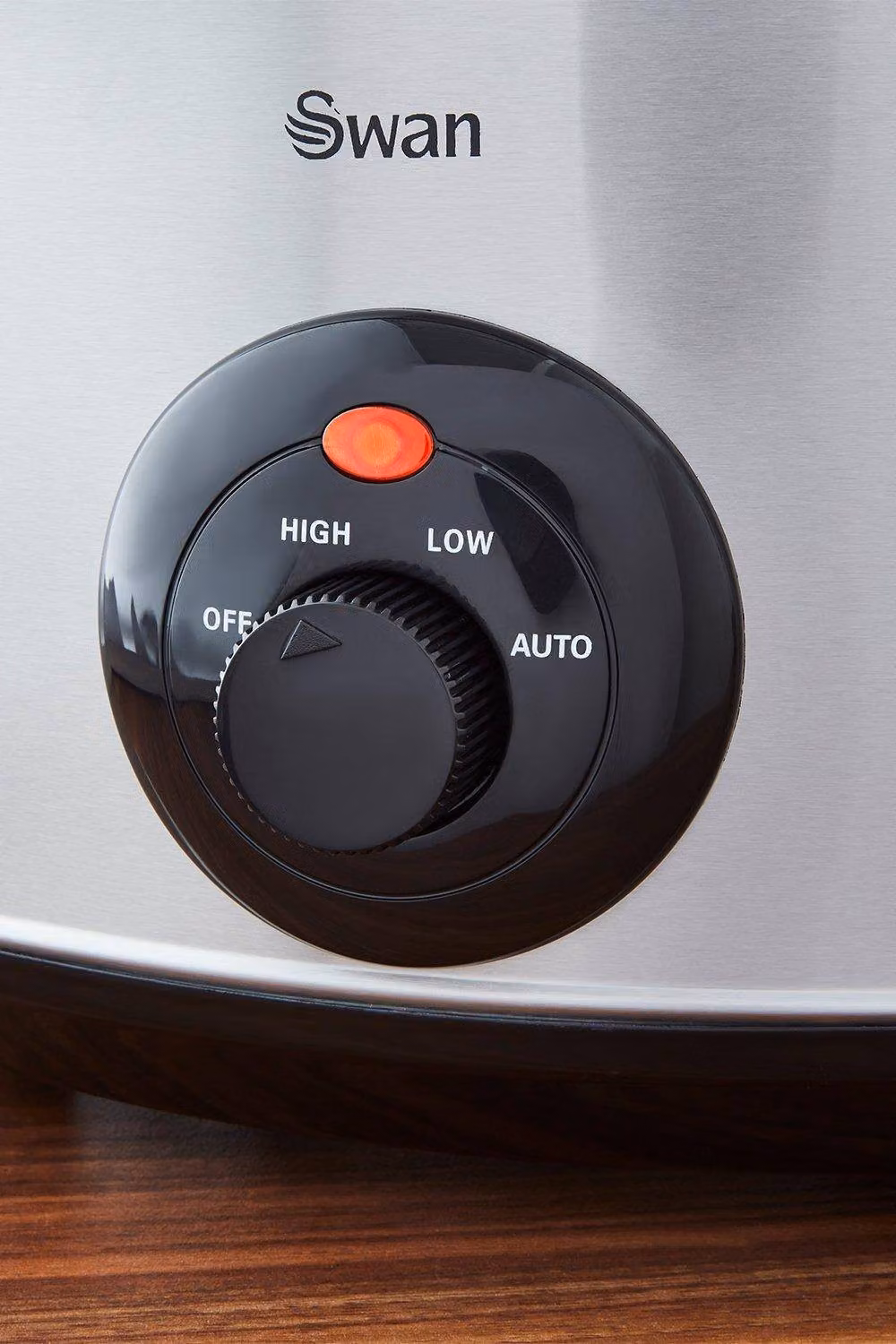 Swan 6.5 Litre Stainless Steel Slow Cooker with Keep Warm Function in Silver – 5