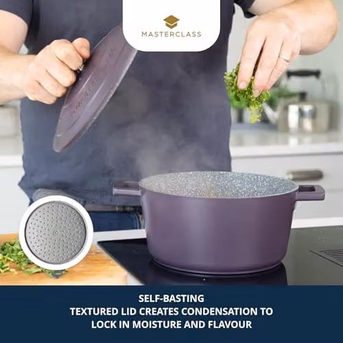 MasterClass Cast Aluminium Non-Stick Casserole Dish with Self-Basting Lid, Blue, Diameter: 20 cm, Volume: 2.5 l – 2