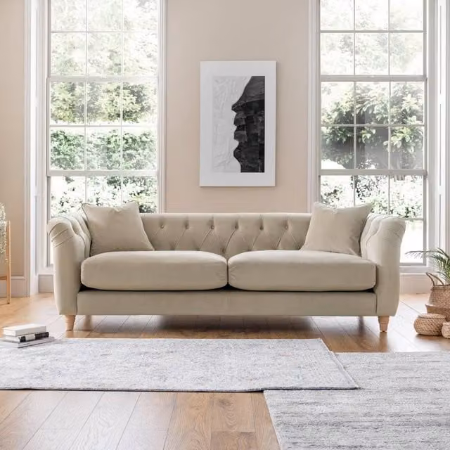 The Great Sofa Company Kensington 3-Seater Velvet Chesterfield Sofa in Cream – 1