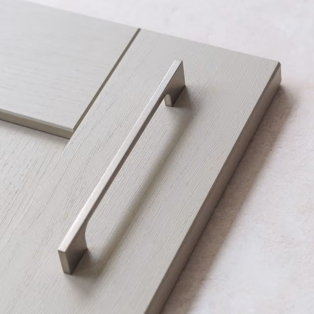 Slim Modern D-Bar Handle in Brushed Nickel Zinc Alloy, 180mm