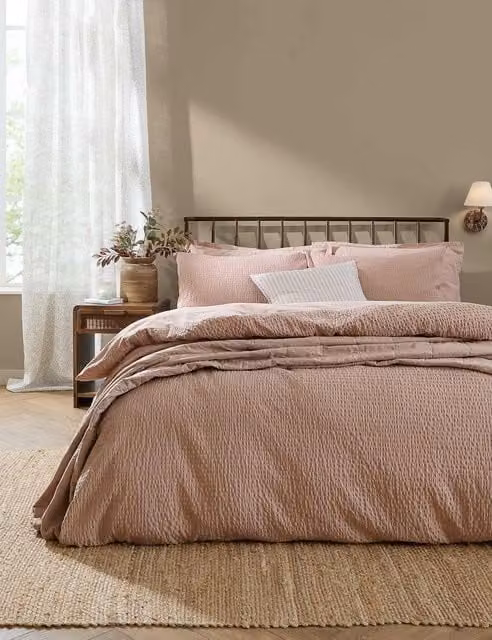YARD Hebden Pure Cotton Seersucker Bedding Set, Soft Pink, W: 180 cm x L: 200 cm