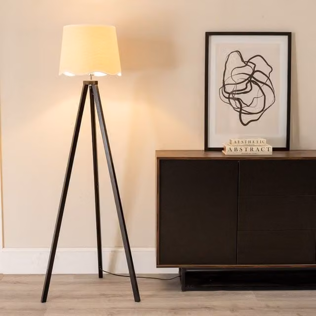 ValueLights Barbro Black Wood Tripod Floor Lamp with White Linen Scallop Edge Shade and LED Bulb, H 153 cm x W 35 cm x D 35 cm