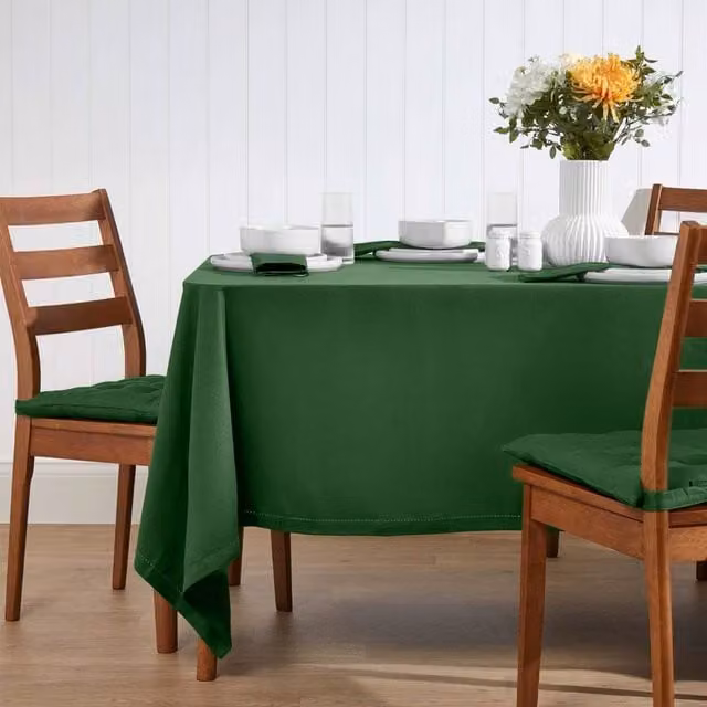 Homescapes Plain Green Cotton Rectangular Tablecloth, W: 137.16 cm, L: 228.6 cm