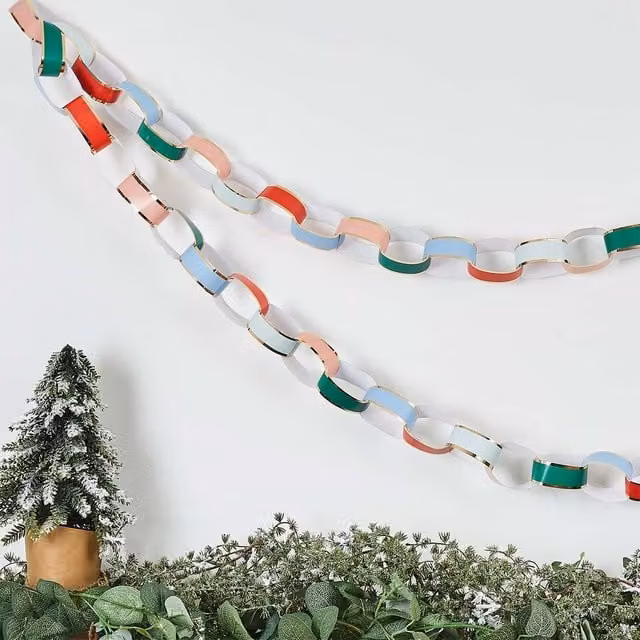 Club Green Pastel and Gold Paper Chains for Christmas Party Decorations, Pack of 50