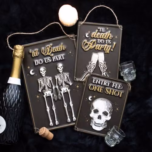 Something Different Wholesale Gothic Metal Hanging Sign in Black and Brown – 3