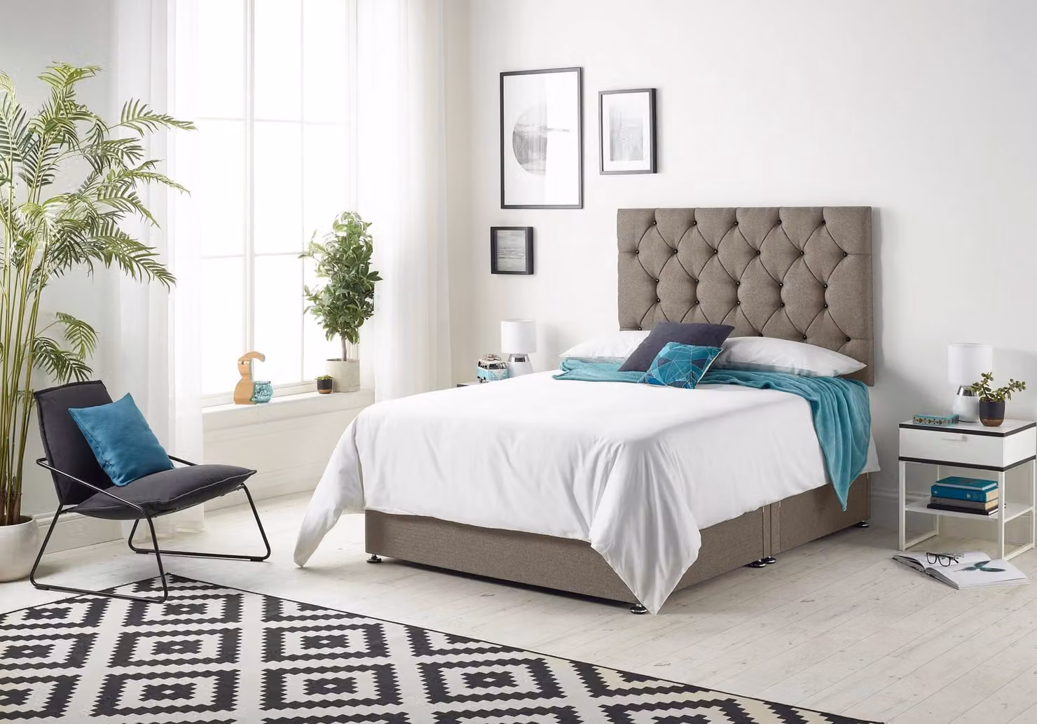 Somnior Premier King Size Divan Bed with 24 cm Deep Hybrid Mattress and Chesterfield Headboard in Brown Wool Tweed Fabric, W/D/H: 180 x 200 cm – 1