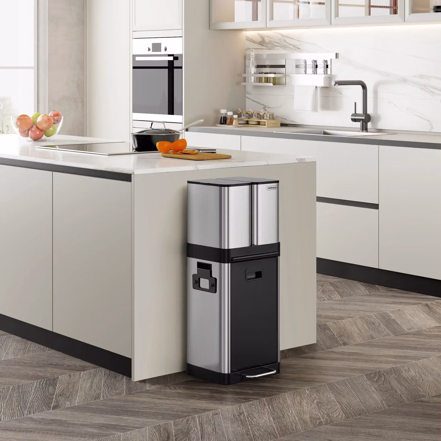 VonHaus 32L 3 Compartment Kitchen Waste and Recycling Pedal Bin in Silver – 2