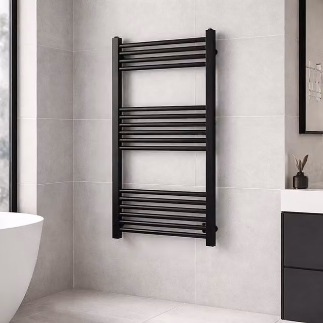 Lux Heat Black Steel Ladder Towel Radiator, H: 100 cm, W: 50 cm