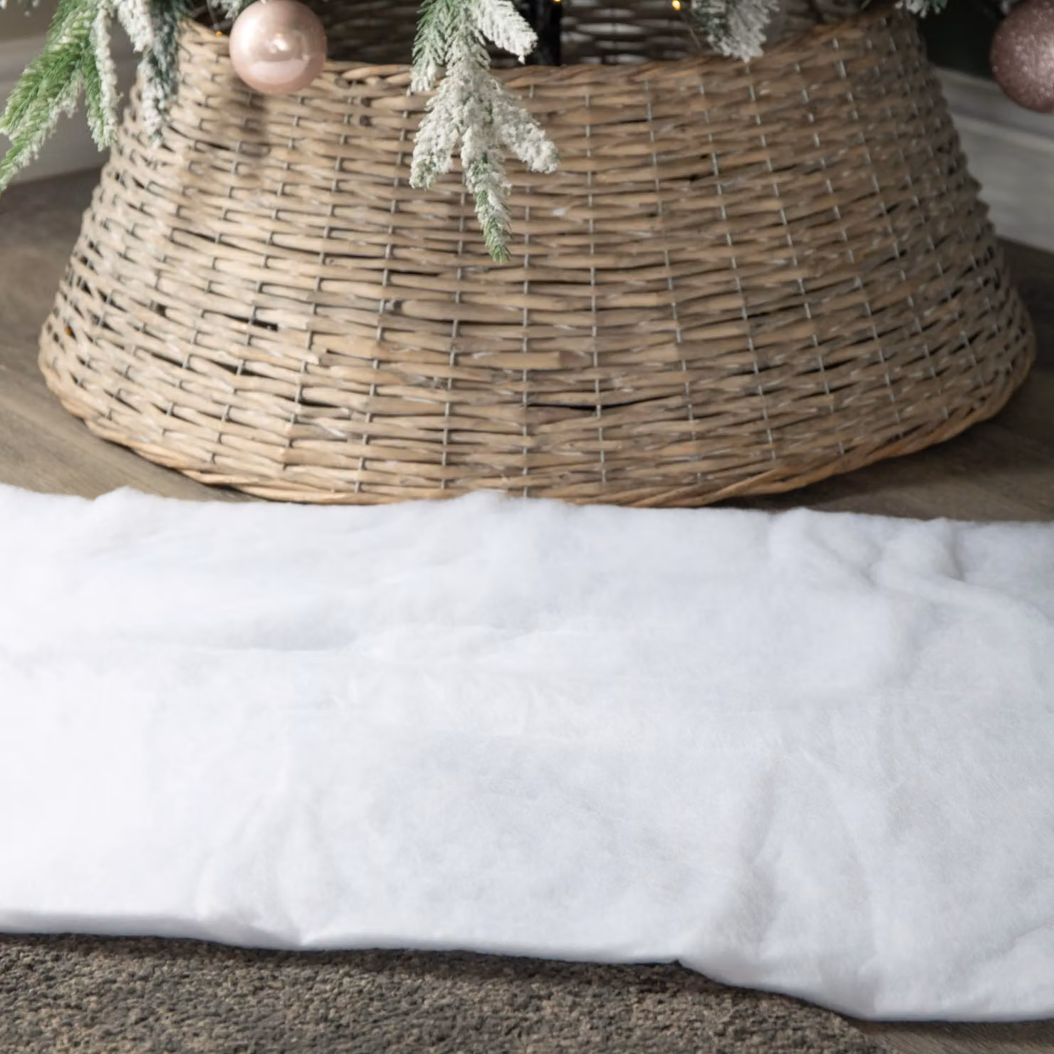 Samuel Alexander White Artificial Snow Blanket Christmas Decoration, W: 3 m, H: 38 cm – 2