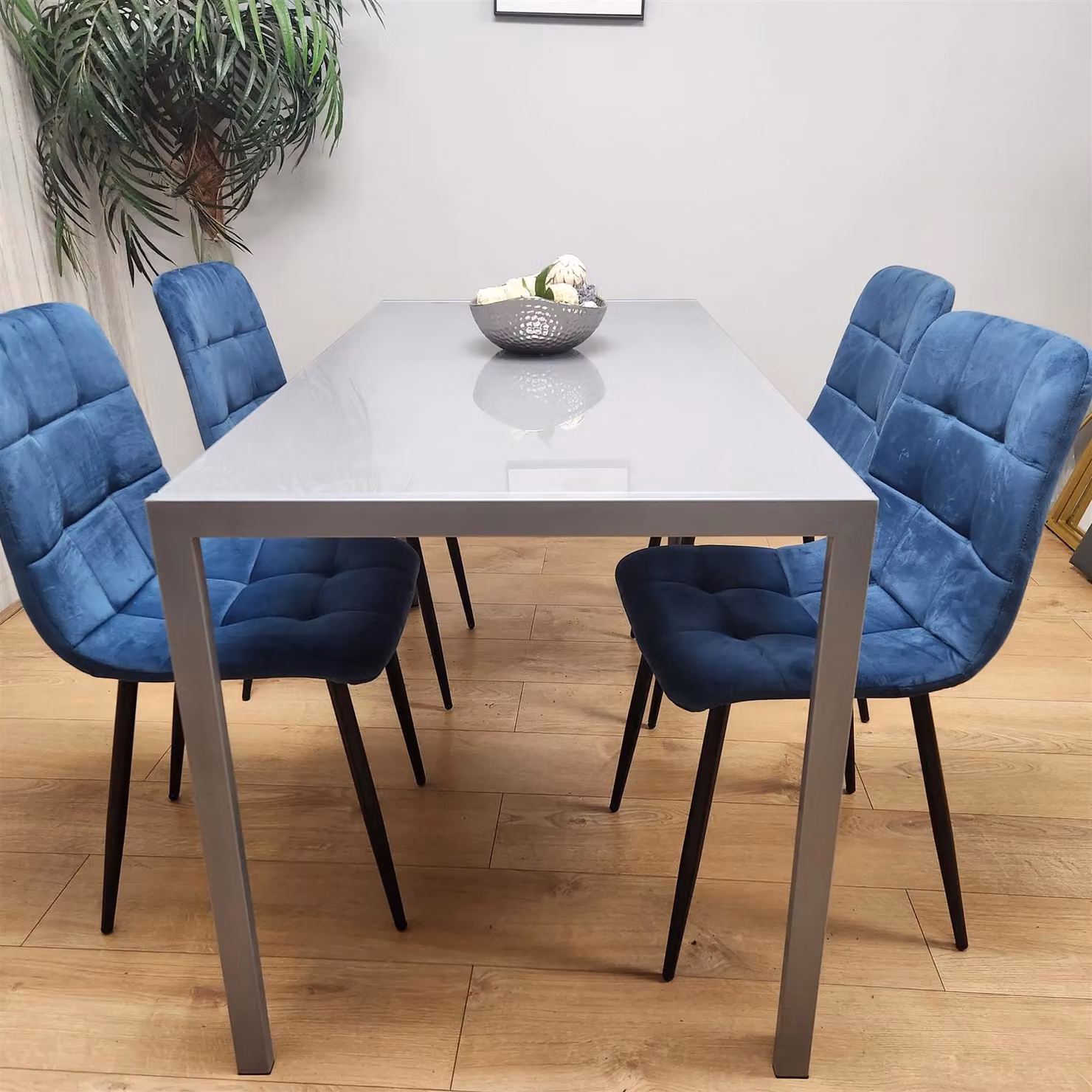 Kosy Koala Modern Rectangular Grey Glass Dining Table and 4 Blue Velvet Chairs Set in Brown – 4