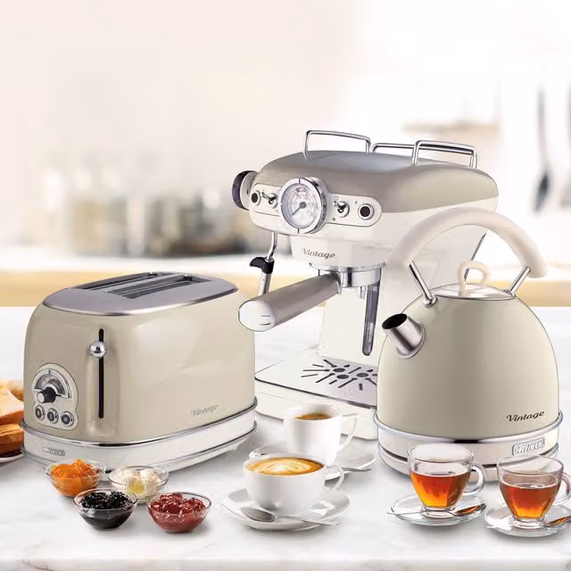 Ariete Vintage Dome Kettle, 2 Slice Toaster and Espresso Coffee Machine Set in Beige
