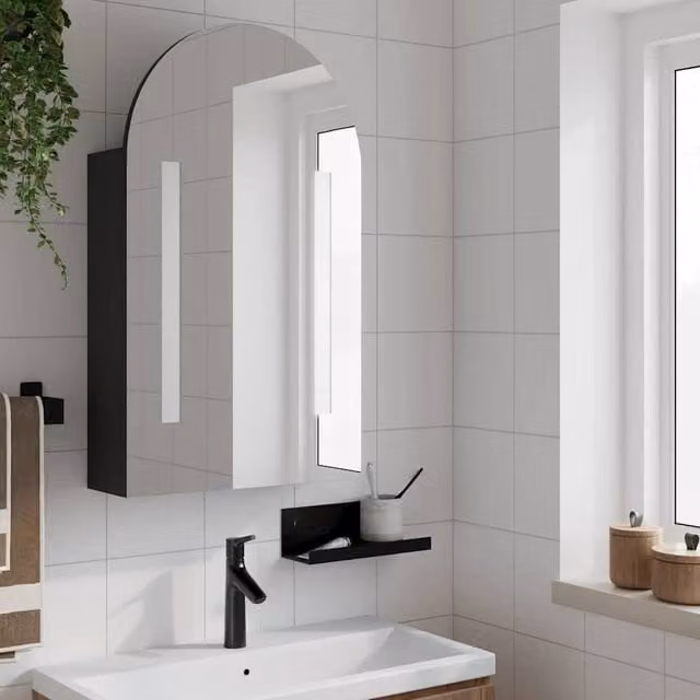 Berkfield Home Modern Black Bathroom Mirror Cabinet with LED Lighting and Glass Doors, W/D/H: 42 x 13 x 70 cm – 1