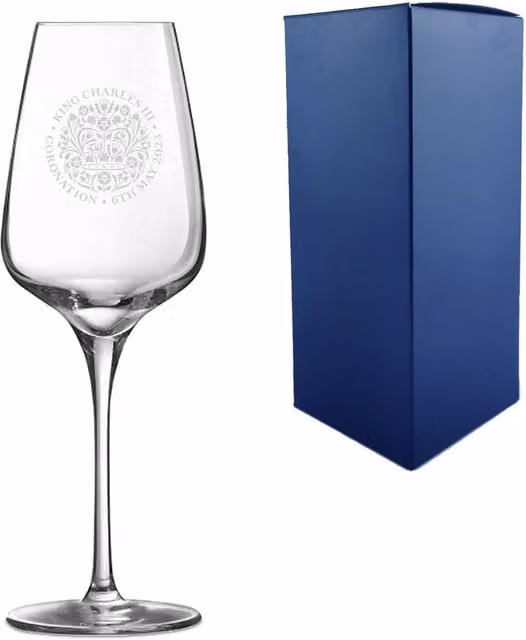 Uniqueful Personalised Commemorative Coronation of the King Red Wine Glass in Clear – 1