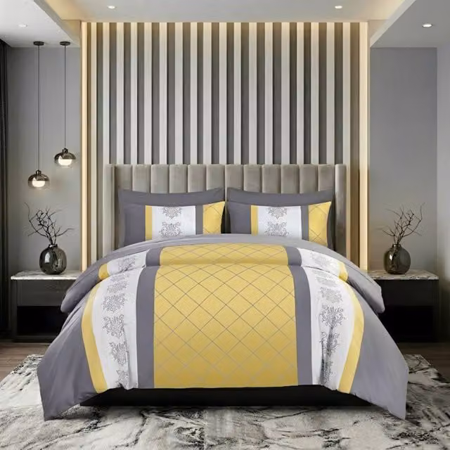 Pamposh Reversible Yellow Luxurious Duvet Cover and Pillowcase Set, King Size