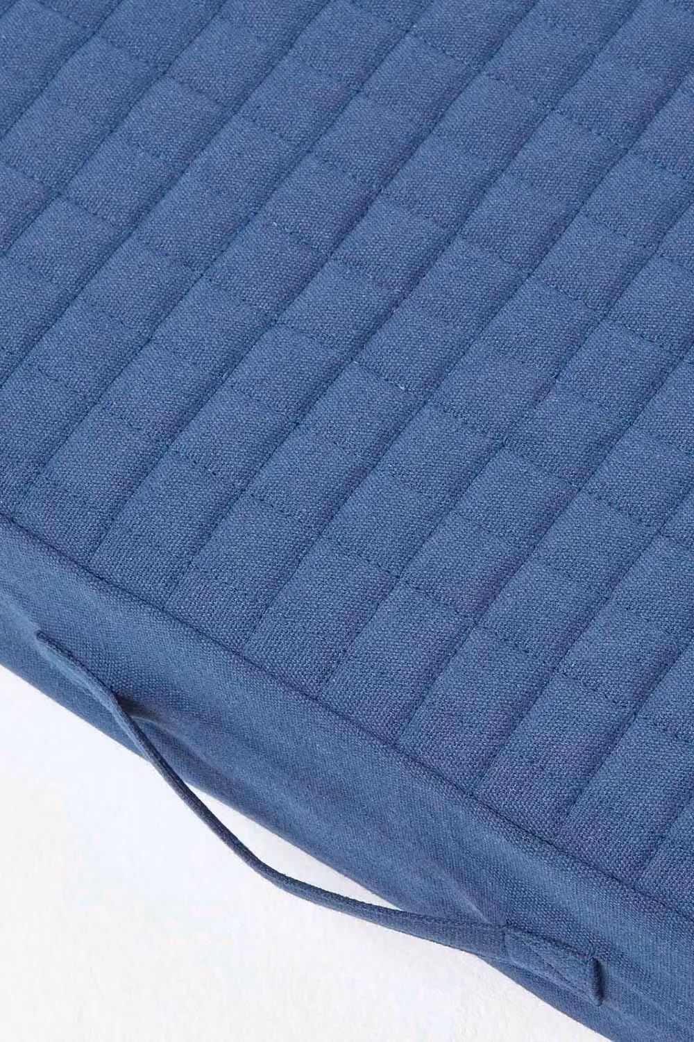 Homescapes Navy Blue Quilted Cotton Armchair Booster Cushion Cover, W/D/H: 50 x 50 x 0 cm – 4