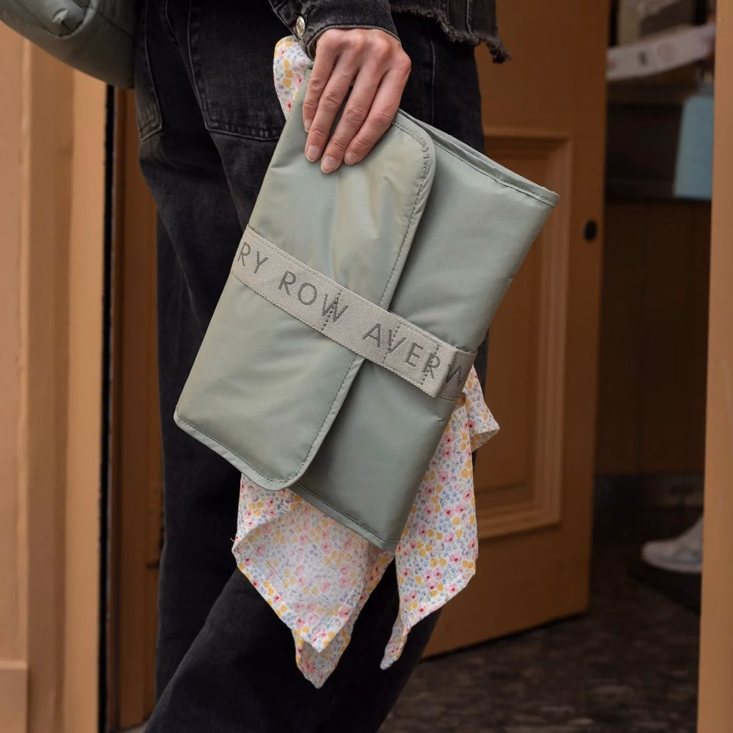 Avery Row Foldable Travel Baby Changing Mat - Green – 2
