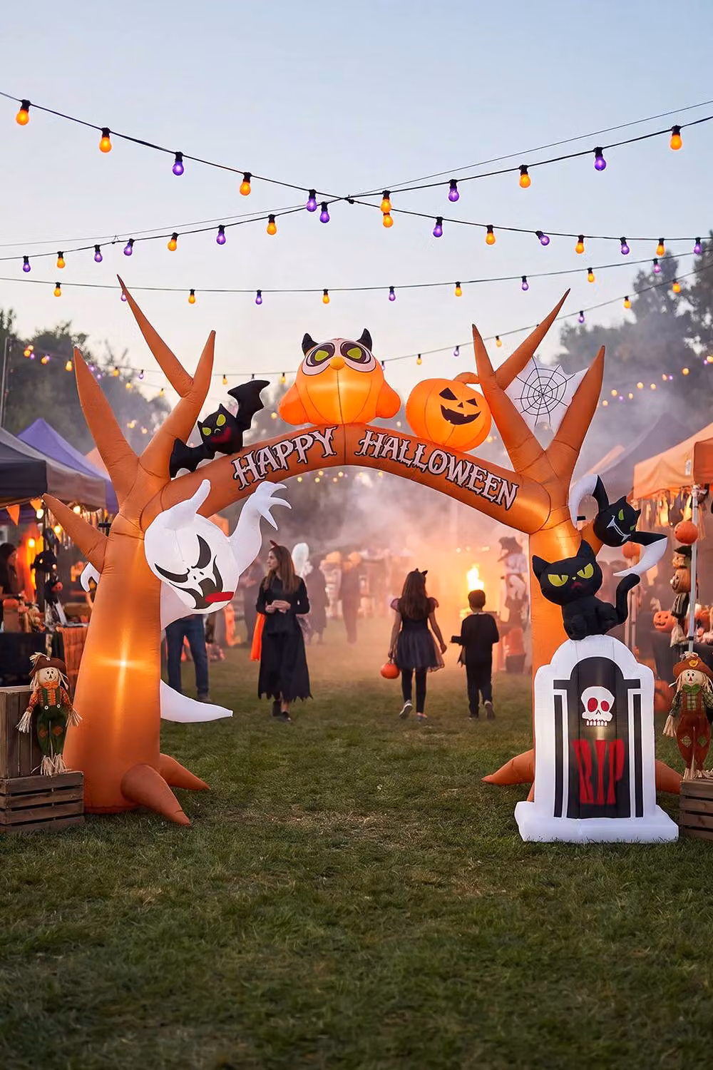 Living and Home 9FT Inflatable Halloween Archway Decoration, Multicolour and Orange – 2