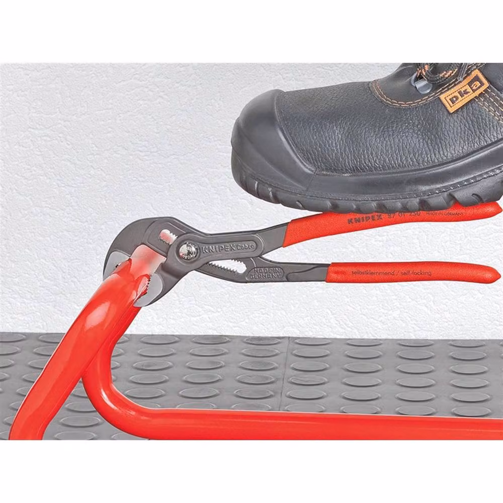 Knipex Cobra High-tech Water Pump Pliers in Red and Multicolour Chrome Vanadium – 3